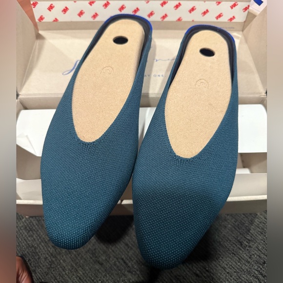 New in box! Rothy’s The Almond Demi in Deep Emerald Size 9.5 - Picture 7 of 11